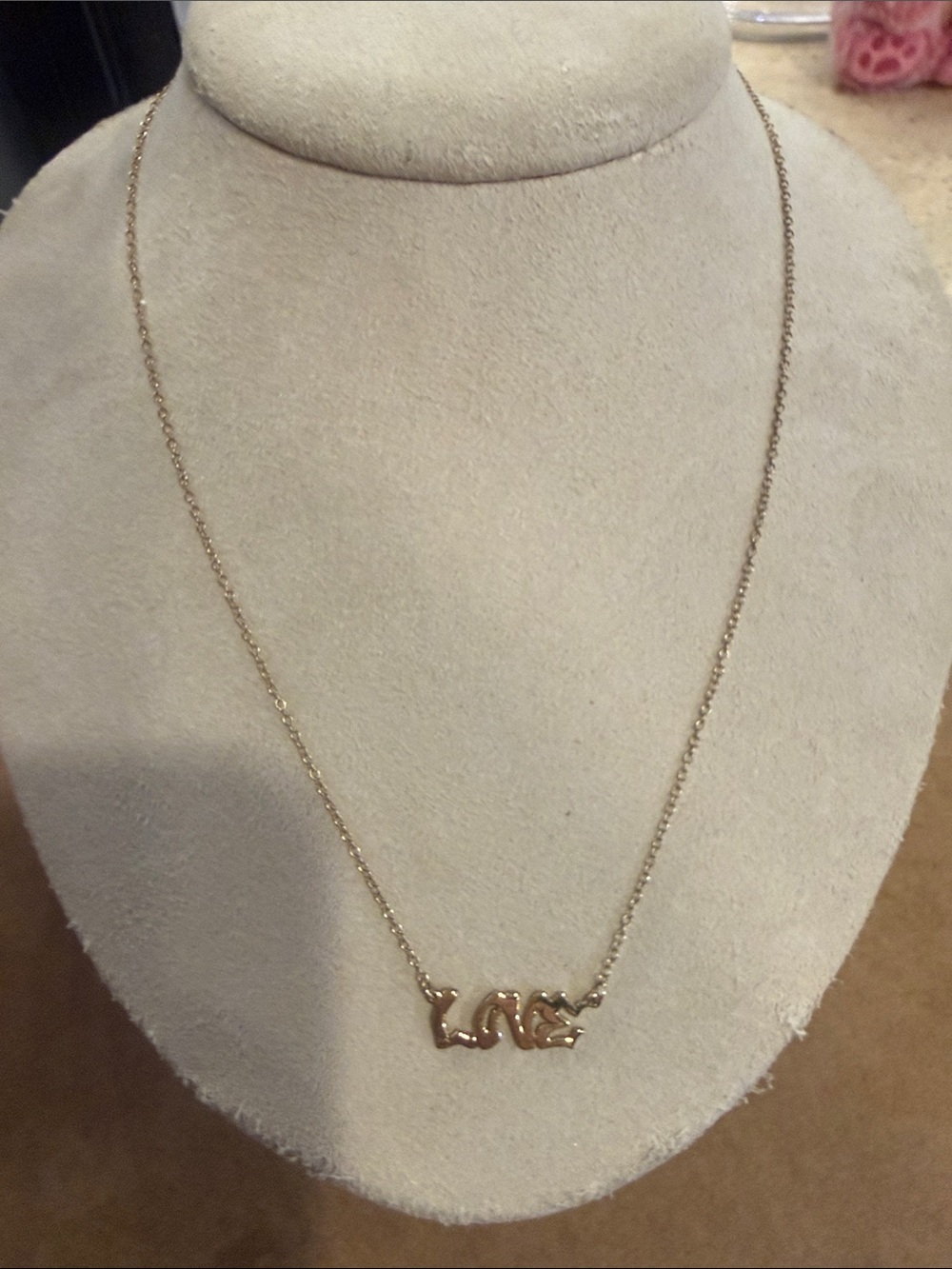 Gold 'Love' Pendant Necklace - Women Jewelry